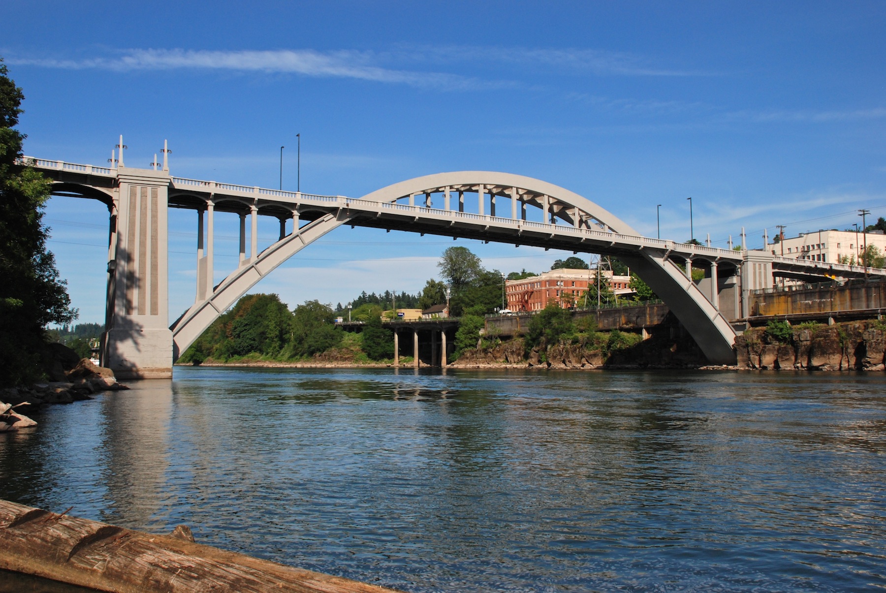 Picture of the Oregon City Bridge